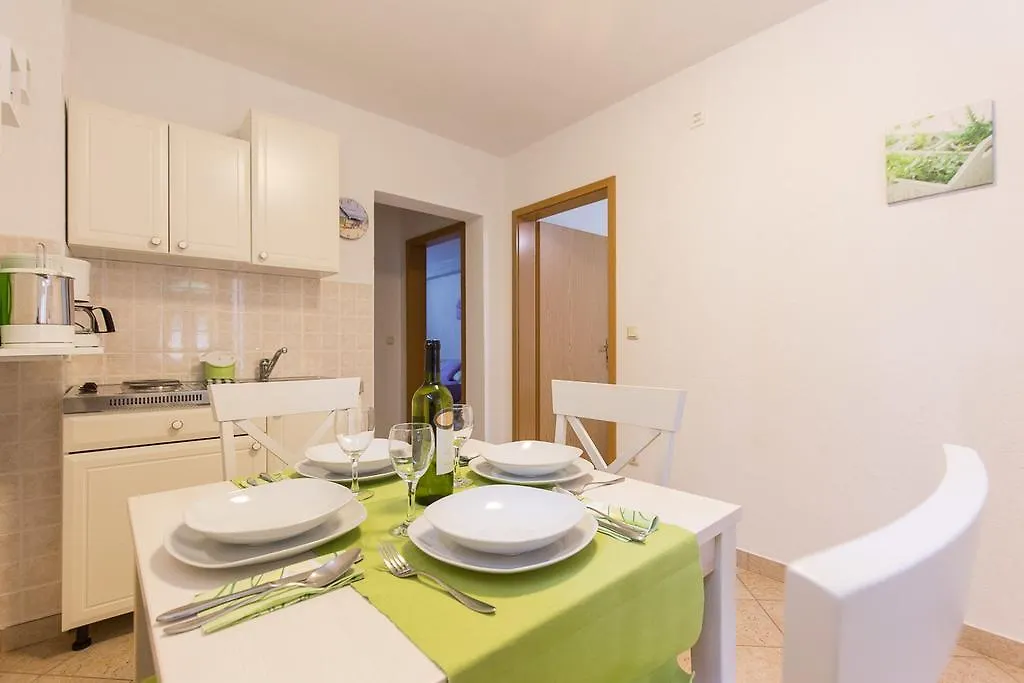 Ferienwohnung Marina Jadranovo 0*,